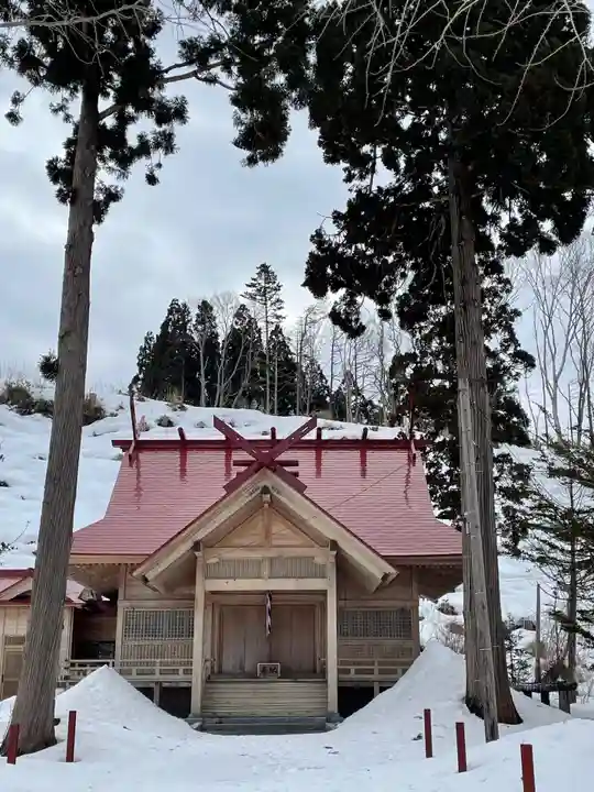 山越諏訪神社の本殿・本堂
