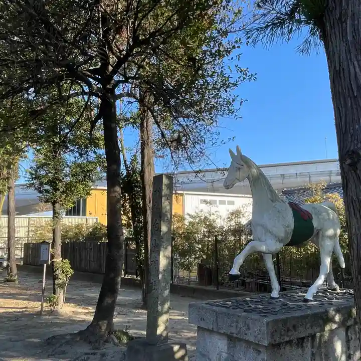 白山神社(松河戸町)の狛犬