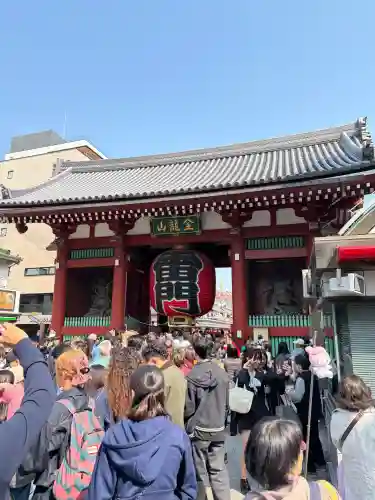 浅草寺の山門・神門