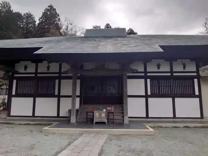 長安寺の本殿・本堂
