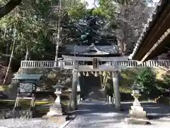 事任八幡宮の鳥居