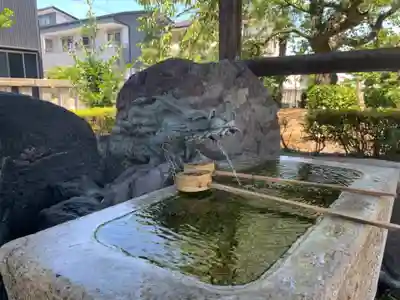 鶉御霊神社の手水舎