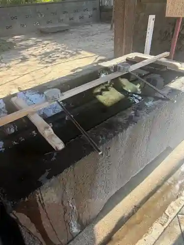 高城神社の{uncategorized: "未分類", other: "その他", undefined: "問題あり", building: "その他建物", grave: "お墓", sacred_gate: "鳥居", guardian: "狛犬", statue: "像", buddha: "仏像", history: "歴史", nature: "自然", garden: "庭園", animal: "動物", pagoda: "塔", temizu: "手水舎", mountain_gate: "山門・神門", sanctuary: "本殿・本堂", subordinate: "末社・摂社", art: "芸術", scenery: "景色", jizo: "地蔵", ema: "絵馬", goshuin: "御朱印", omikuji: "おみくじ", items: "授与品その他", amulet: "お守り", goshuincho: "御朱印帳", eats: "食事", festival: "お祭り", votive_dance: "神楽", shichigosan: "七五三参", wedding: "結婚式", experience: "体験その他", initially: "初詣", around: "周辺", anti_infection: "感染症対策"}