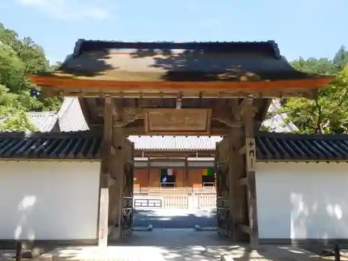 瑞巌寺の山門