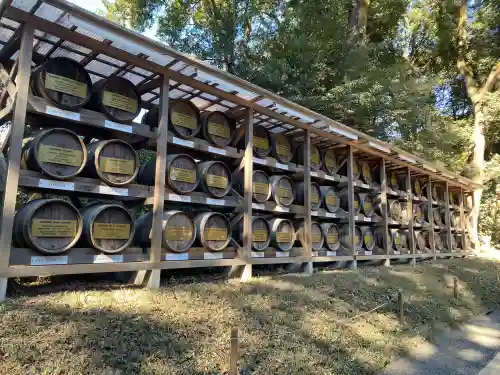 明治神宮の{uncategorized: "未分類", other: "その他", undefined: "問題あり", building: "その他建物", grave: "お墓", sacred_gate: "鳥居", guardian: "狛犬", statue: "像", buddha: "仏像", history: "歴史", nature: "自然", garden: "庭園", animal: "動物", pagoda: "塔", temizu: "手水舎", mountain_gate: "山門・神門", sanctuary: "本殿・本堂", subordinate: "末社・摂社", art: "芸術", scenery: "景色", jizo: "地蔵", ema: "絵馬", goshuin: "御朱印", omikuji: "おみくじ", items: "授与品その他", amulet: "お守り", goshuincho: "御朱印帳", eats: "食事", festival: "お祭り", votive_dance: "神楽", shichigosan: "七五三参", wedding: "結婚式", experience: "体験その他", initially: "初詣", around: "周辺", anti_infection: "感染症対策"}