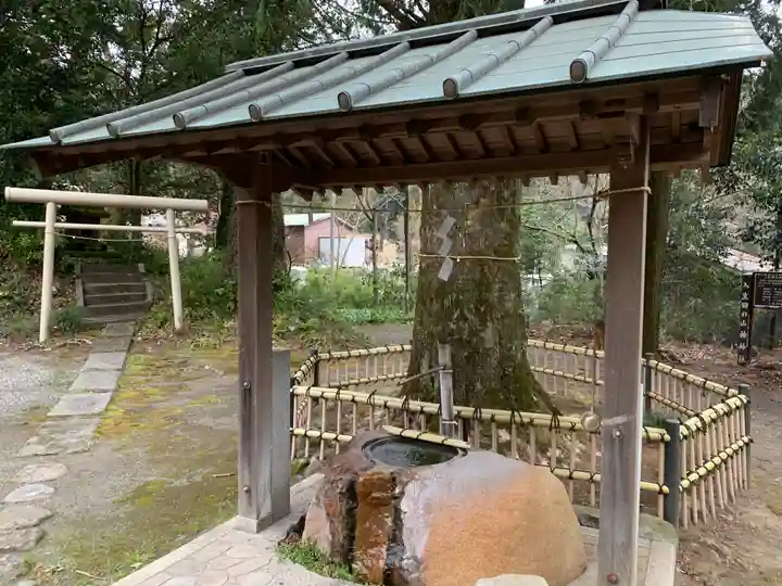 山神神社の手水舎
