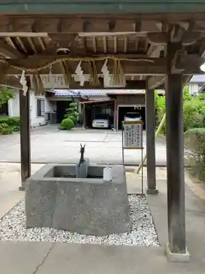 諏訪神社の手水舎