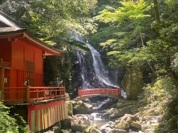 大本山七宝瀧寺(大阪府)