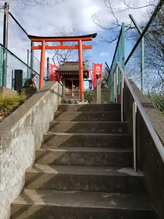 柏の宮稲荷神社の鳥居