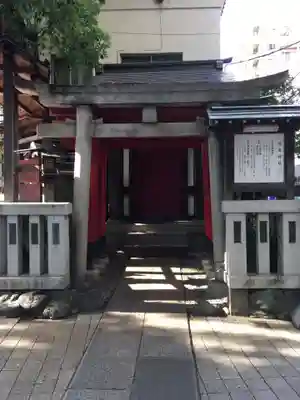 鳥越神社の鳥居