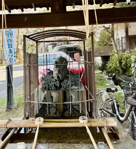 三尾神社の{uncategorized: "未分類", other: "その他", undefined: "問題あり", building: "その他建物", grave: "お墓", sacred_gate: "鳥居", guardian: "狛犬", statue: "像", buddha: "仏像", history: "歴史", nature: "自然", garden: "庭園", animal: "動物", pagoda: "塔", temizu: "手水舎", mountain_gate: "山門・神門", sanctuary: "本殿・本堂", subordinate: "末社・摂社", art: "芸術", scenery: "景色", jizo: "地蔵", ema: "絵馬", goshuin: "御朱印", omikuji: "おみくじ", items: "授与品その他", amulet: "お守り", goshuincho: "御朱印帳", eats: "食事", festival: "お祭り", votive_dance: "神楽", shichigosan: "七五三参", wedding: "結婚式", experience: "体験その他", initially: "初詣", around: "周辺", anti_infection: "感染症対策"}
