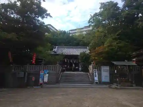 上新田天神社の本殿