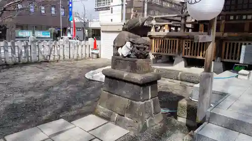 北海道神宮頓宮の狛犬