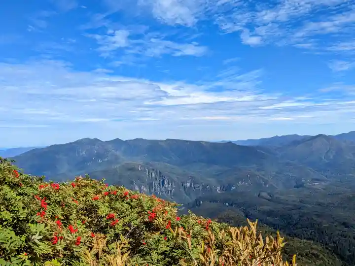 祠(大雪神社奥の院)(北海道)