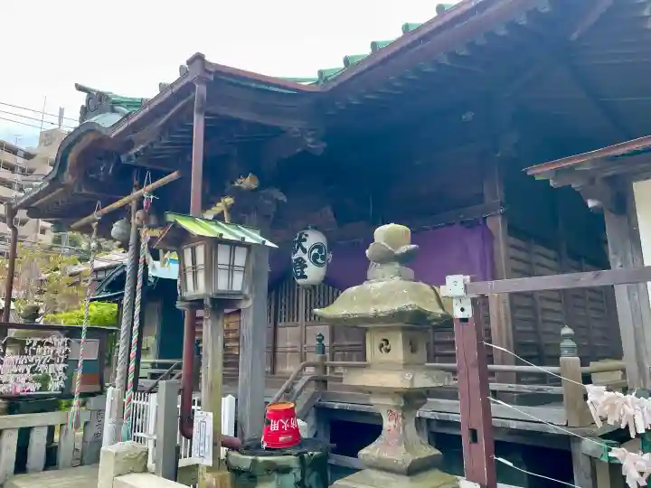 鹿島神社の{uncategorized: "未分類", other: "その他", undefined: "問題あり", building: "その他建物", grave: "お墓", sacred_gate: "鳥居", guardian: "狛犬", statue: "像", buddha: "仏像", history: "歴史", nature: "自然", garden: "庭園", animal: "動物", pagoda: "塔", temizu: "手水舎", mountain_gate: "山門・神門", sanctuary: "本殿・本堂", subordinate: "末社・摂社", art: "芸術", scenery: "景色", jizo: "地蔵", ema: "絵馬", goshuin: "御朱印", omikuji: "おみくじ", items: "授与品その他", amulet: "お守り", goshuincho: "御朱印帳", eats: "食事", festival: "お祭り", votive_dance: "神楽", shichigosan: "七五三参", wedding: "結婚式", experience: "体験その他", initially: "初詣", around: "周辺", anti_infection: "感染症対策"}