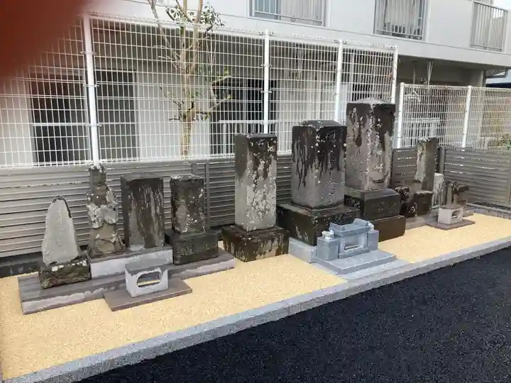 阿弥陀仏石像(神奈川県)