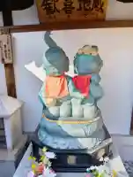 上徳寺の{uncategorized: "未分類", other: "その他", undefined: "問題あり", building: "その他建物", grave: "お墓", sacred_gate: "鳥居", guardian: "狛犬", statue: "像", buddha: "仏像", history: "歴史", nature: "自然", garden: "庭園", animal: "動物", pagoda: "塔", temizu: "手水舎", mountain_gate: "山門・神門", sanctuary: "本殿・本堂", subordinate: "末社・摂社", art: "芸術", scenery: "景色", jizo: "地蔵", ema: "絵馬", goshuin: "御朱印", omikuji: "おみくじ", items: "授与品その他", amulet: "お守り", goshuincho: "御朱印帳", eats: "食事", festival: "お祭り", votive_dance: "神楽", shichigosan: "七五三参", wedding: "結婚式", experience: "体験その他", initially: "初詣", around: "周辺", anti_infection: "感染症対策"}