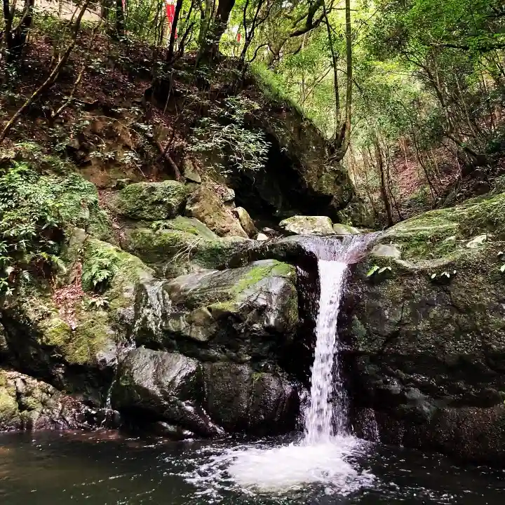 大本山七宝瀧寺(大阪府)