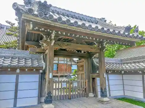 光西寺の山門・神門