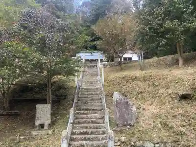 林田八幡神社の{uncategorized: "未分類", other: "その他", undefined: "問題あり", building: "その他建物", grave: "お墓", sacred_gate: "鳥居", guardian: "狛犬", statue: "像", buddha: "仏像", history: "歴史", nature: "自然", garden: "庭園", animal: "動物", pagoda: "塔", temizu: "手水舎", mountain_gate: "山門・神門", sanctuary: "本殿・本堂", subordinate: "末社・摂社", art: "芸術", scenery: "景色", jizo: "地蔵", ema: "絵馬", goshuin: "御朱印", omikuji: "おみくじ", items: "授与品その他", amulet: "お守り", goshuincho: "御朱印帳", eats: "食事", festival: "お祭り", votive_dance: "神楽", shichigosan: "七五三参", wedding: "結婚式", experience: "体験その他", initially: "初詣", around: "周辺", anti_infection: "感染症対策"}