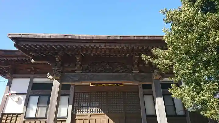 本泉寺の本殿・本堂