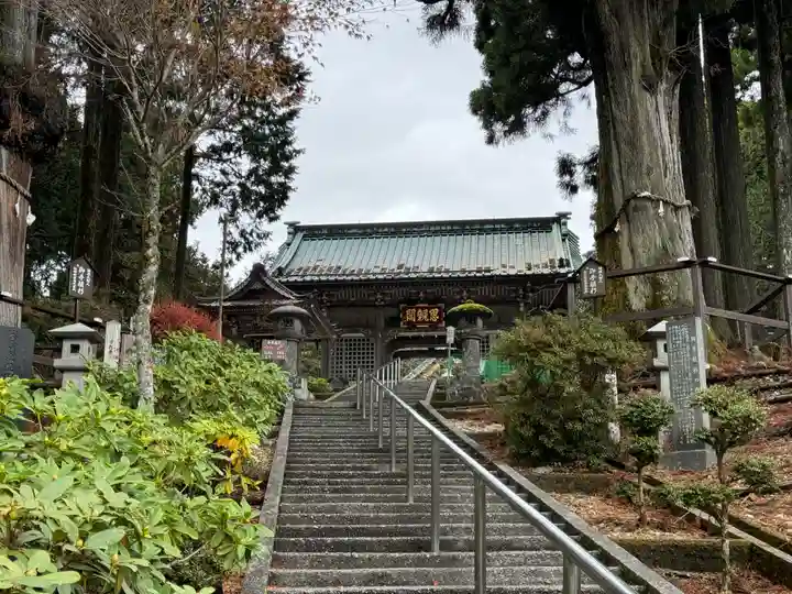 身延山奥之院思親閣(山梨県)