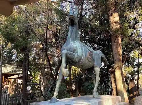 漆部神社の狛犬