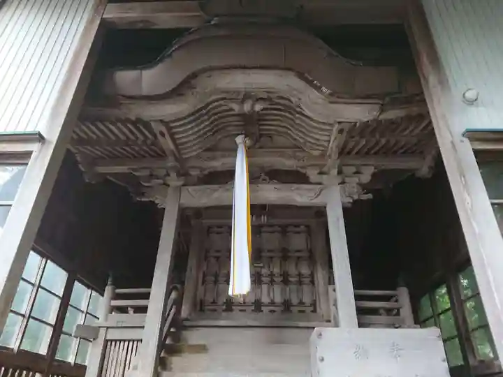 白山神社の本殿・本堂