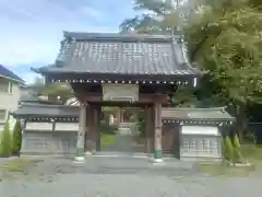 法安寺の山門