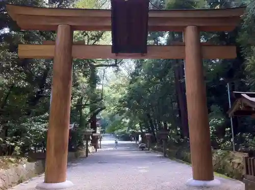 石上神宮の鳥居