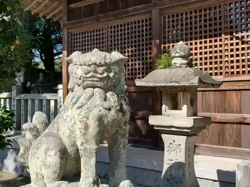 御坂神社の狛犬