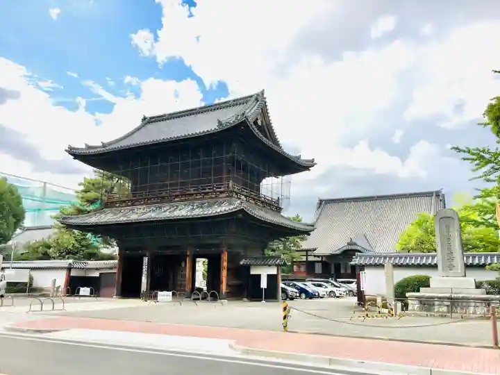 建中寺の山門・神門