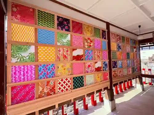 別小江神社の{uncategorized: "未分類", other: "その他", undefined: "問題あり", building: "その他建物", grave: "お墓", sacred_gate: "鳥居", guardian: "狛犬", statue: "像", buddha: "仏像", history: "歴史", nature: "自然", garden: "庭園", animal: "動物", pagoda: "塔", temizu: "手水舎", mountain_gate: "山門・神門", sanctuary: "本殿・本堂", subordinate: "末社・摂社", art: "芸術", scenery: "景色", jizo: "地蔵", ema: "絵馬", goshuin: "御朱印", omikuji: "おみくじ", items: "授与品その他", amulet: "お守り", goshuincho: "御朱印帳", eats: "食事", festival: "お祭り", votive_dance: "神楽", shichigosan: "七五三参", wedding: "結婚式", experience: "体験その他", initially: "初詣", around: "周辺", anti_infection: "感染症対策"}