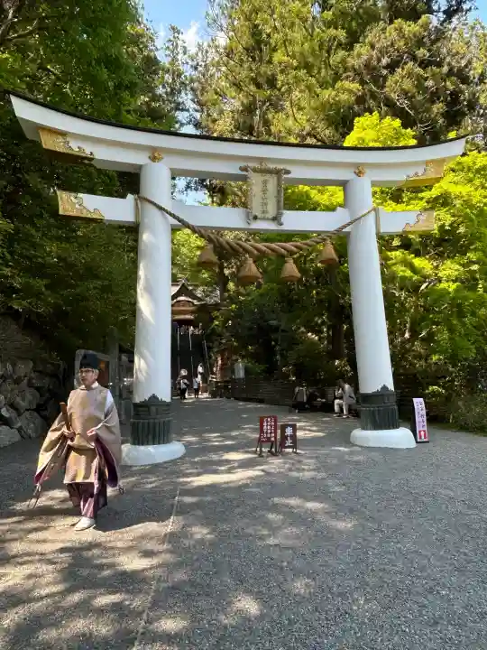 宝登山神社の{uncategorized: "未分類", other: "その他", undefined: "問題あり", building: "その他建物", grave: "お墓", sacred_gate: "鳥居", guardian: "狛犬", statue: "像", buddha: "仏像", history: "歴史", nature: "自然", garden: "庭園", animal: "動物", pagoda: "塔", temizu: "手水舎", mountain_gate: "山門・神門", sanctuary: "本殿・本堂", subordinate: "末社・摂社", art: "芸術", scenery: "景色", jizo: "地蔵", ema: "絵馬", goshuin: "御朱印", omikuji: "おみくじ", items: "授与品その他", amulet: "お守り", goshuincho: "御朱印帳", eats: "食事", festival: "お祭り", votive_dance: "神楽", shichigosan: "七五三参", wedding: "結婚式", experience: "体験その他", initially: "初詣", around: "周辺", anti_infection: "感染症対策"}