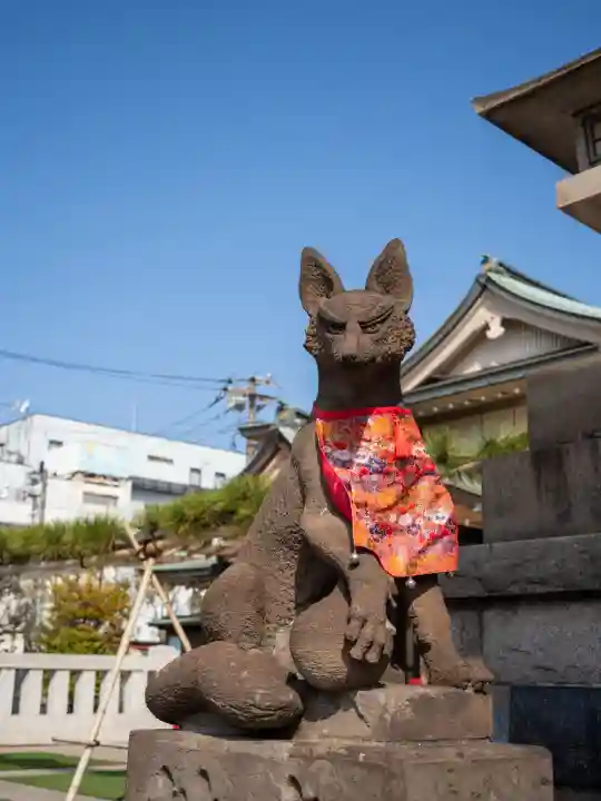 東京羽田 穴守稲荷神社の{uncategorized: "未分類", other: "その他", undefined: "問題あり", building: "その他建物", grave: "お墓", sacred_gate: "鳥居", guardian: "狛犬", statue: "像", buddha: "仏像", history: "歴史", nature: "自然", garden: "庭園", animal: "動物", pagoda: "塔", temizu: "手水舎", mountain_gate: "山門・神門", sanctuary: "本殿・本堂", subordinate: "末社・摂社", art: "芸術", scenery: "景色", jizo: "地蔵", ema: "絵馬", goshuin: "御朱印", omikuji: "おみくじ", items: "授与品その他", amulet: "お守り", goshuincho: "御朱印帳", eats: "食事", festival: "お祭り", votive_dance: "神楽", shichigosan: "七五三参", wedding: "結婚式", experience: "体験その他", initially: "初詣", around: "周辺", anti_infection: "感染症対策"}