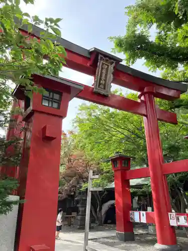 彌彦神社　(伊夜日子神社)の鳥居