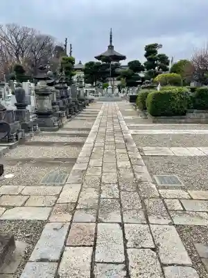 祐天寺の{uncategorized: "未分類", other: "その他", undefined: "問題あり", building: "その他建物", grave: "お墓", sacred_gate: "鳥居", guardian: "狛犬", statue: "像", buddha: "仏像", history: "歴史", nature: "自然", garden: "庭園", animal: "動物", pagoda: "塔", temizu: "手水舎", mountain_gate: "山門・神門", sanctuary: "本殿・本堂", subordinate: "末社・摂社", art: "芸術", scenery: "景色", jizo: "地蔵", ema: "絵馬", goshuin: "御朱印", omikuji: "おみくじ", items: "授与品その他", amulet: "お守り", goshuincho: "御朱印帳", eats: "食事", festival: "お祭り", votive_dance: "神楽", shichigosan: "七五三参", wedding: "結婚式", experience: "体験その他", initially: "初詣", around: "周辺", anti_infection: "感染症対策"}