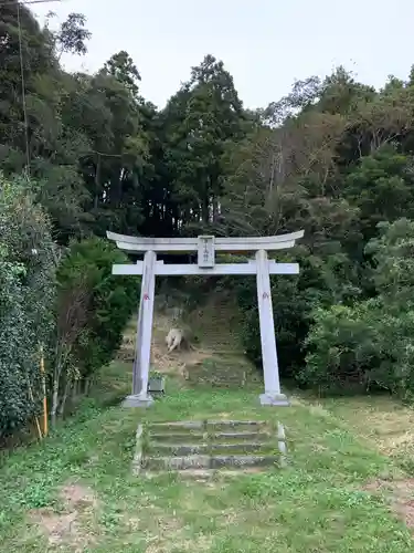 東小高神社の鳥居