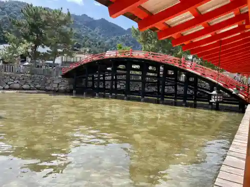 厳島神社の建物その他