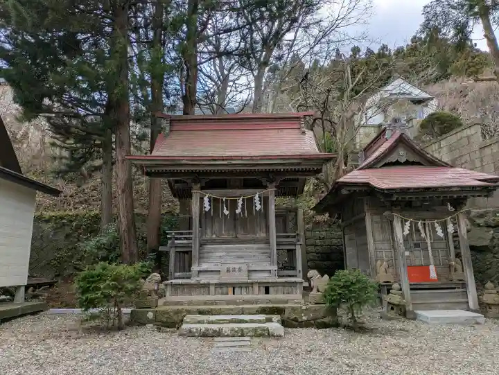 船魂神社の{uncategorized: "未分類", other: "その他", undefined: "問題あり", building: "その他建物", grave: "お墓", sacred_gate: "鳥居", guardian: "狛犬", statue: "像", buddha: "仏像", history: "歴史", nature: "自然", garden: "庭園", animal: "動物", pagoda: "塔", temizu: "手水舎", mountain_gate: "山門・神門", sanctuary: "本殿・本堂", subordinate: "末社・摂社", art: "芸術", scenery: "景色", jizo: "地蔵", ema: "絵馬", goshuin: "御朱印", omikuji: "おみくじ", items: "授与品その他", amulet: "お守り", goshuincho: "御朱印帳", eats: "食事", festival: "お祭り", votive_dance: "神楽", shichigosan: "七五三参", wedding: "結婚式", experience: "体験その他", initially: "初詣", around: "周辺", anti_infection: "感染症対策"}