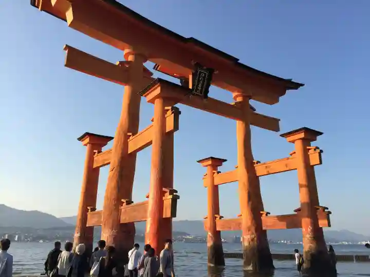 厳島神社(広島県)