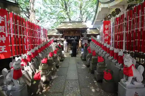 豊川稲荷東京別院の狛犬