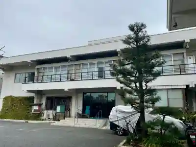 宗善寺の{uncategorized: "未分類", other: "その他", undefined: "問題あり", building: "その他建物", grave: "お墓", sacred_gate: "鳥居", guardian: "狛犬", statue: "像", buddha: "仏像", history: "歴史", nature: "自然", garden: "庭園", animal: "動物", pagoda: "塔", temizu: "手水舎", mountain_gate: "山門・神門", sanctuary: "本殿・本堂", subordinate: "末社・摂社", art: "芸術", scenery: "景色", jizo: "地蔵", ema: "絵馬", goshuin: "御朱印", omikuji: "おみくじ", items: "授与品その他", amulet: "お守り", goshuincho: "御朱印帳", eats: "食事", festival: "お祭り", votive_dance: "神楽", shichigosan: "七五三参", wedding: "結婚式", experience: "体験その他", initially: "初詣", around: "周辺", anti_infection: "感染症対策"}