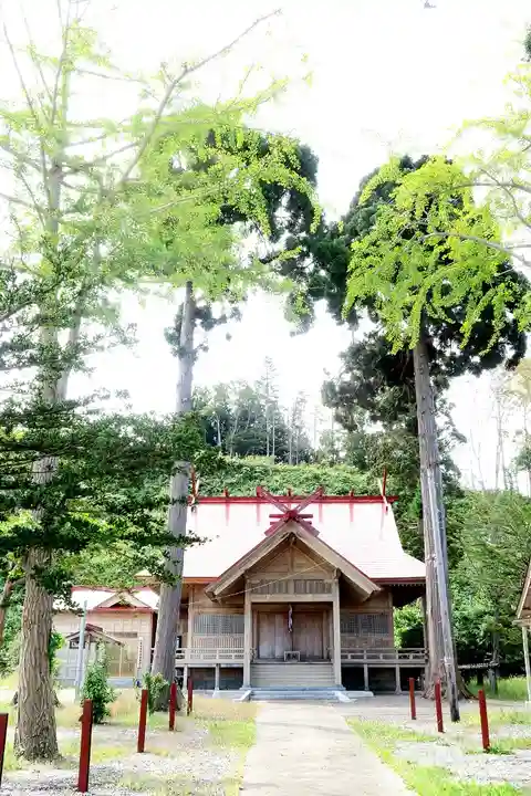山越諏訪神社の本殿・本堂