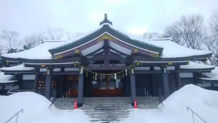 札幌護國神社の本殿・本堂
