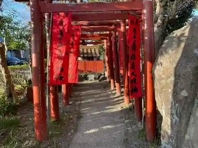 豊養稲荷神社の{uncategorized: "未分類", other: "その他", undefined: "問題あり", building: "その他建物", grave: "お墓", sacred_gate: "鳥居", guardian: "狛犬", statue: "像", buddha: "仏像", history: "歴史", nature: "自然", garden: "庭園", animal: "動物", pagoda: "塔", temizu: "手水舎", mountain_gate: "山門・神門", sanctuary: "本殿・本堂", subordinate: "末社・摂社", art: "芸術", scenery: "景色", jizo: "地蔵", ema: "絵馬", goshuin: "御朱印", omikuji: "おみくじ", items: "授与品その他", amulet: "お守り", goshuincho: "御朱印帳", eats: "食事", festival: "お祭り", votive_dance: "神楽", shichigosan: "七五三参", wedding: "結婚式", experience: "体験その他", initially: "初詣", around: "周辺", anti_infection: "感染症対策"}