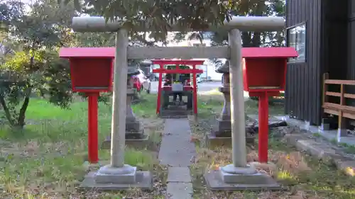 大国玉神社の末社