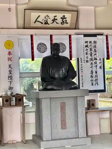 南洲神社の像