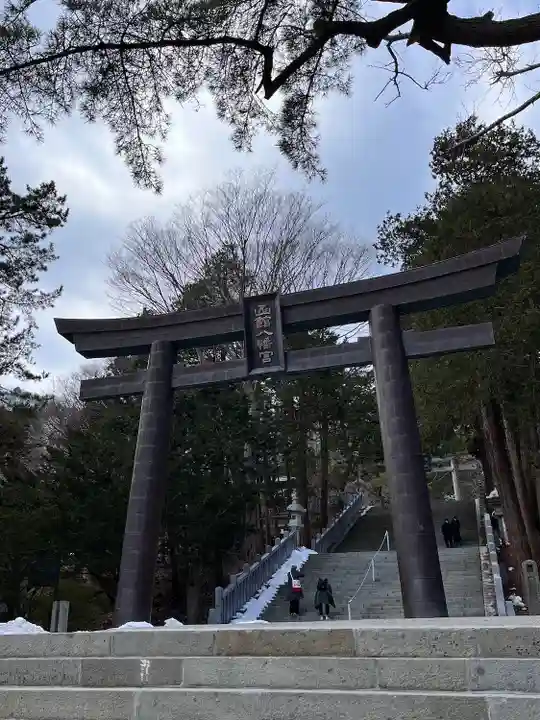 函館八幡宮の鳥居