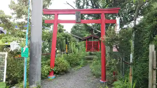 田中城下屋敷稲荷社の鳥居